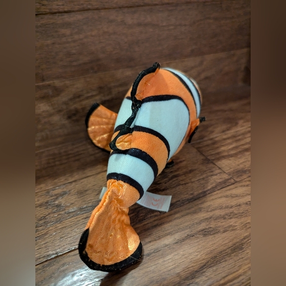 Disney Finding Nemo Sparkle Nemo Clown Fish Plush & Finding Dory Mug - Picture 9 of 12